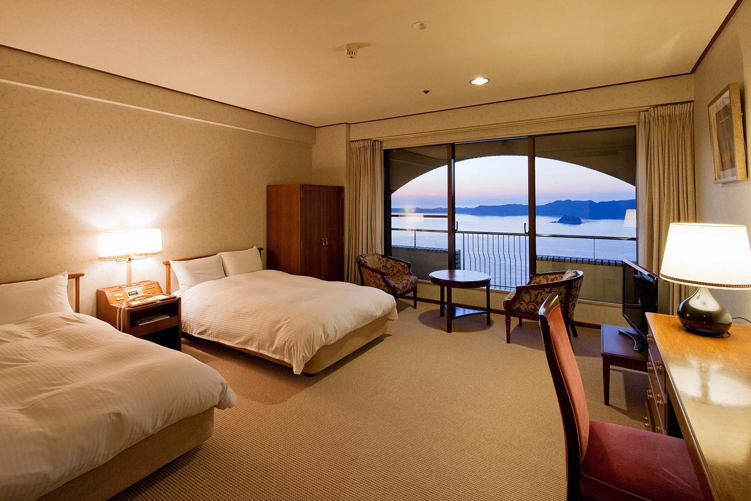 Hotel Plaza Awajishima à Minamiawaji Extérieur photo
