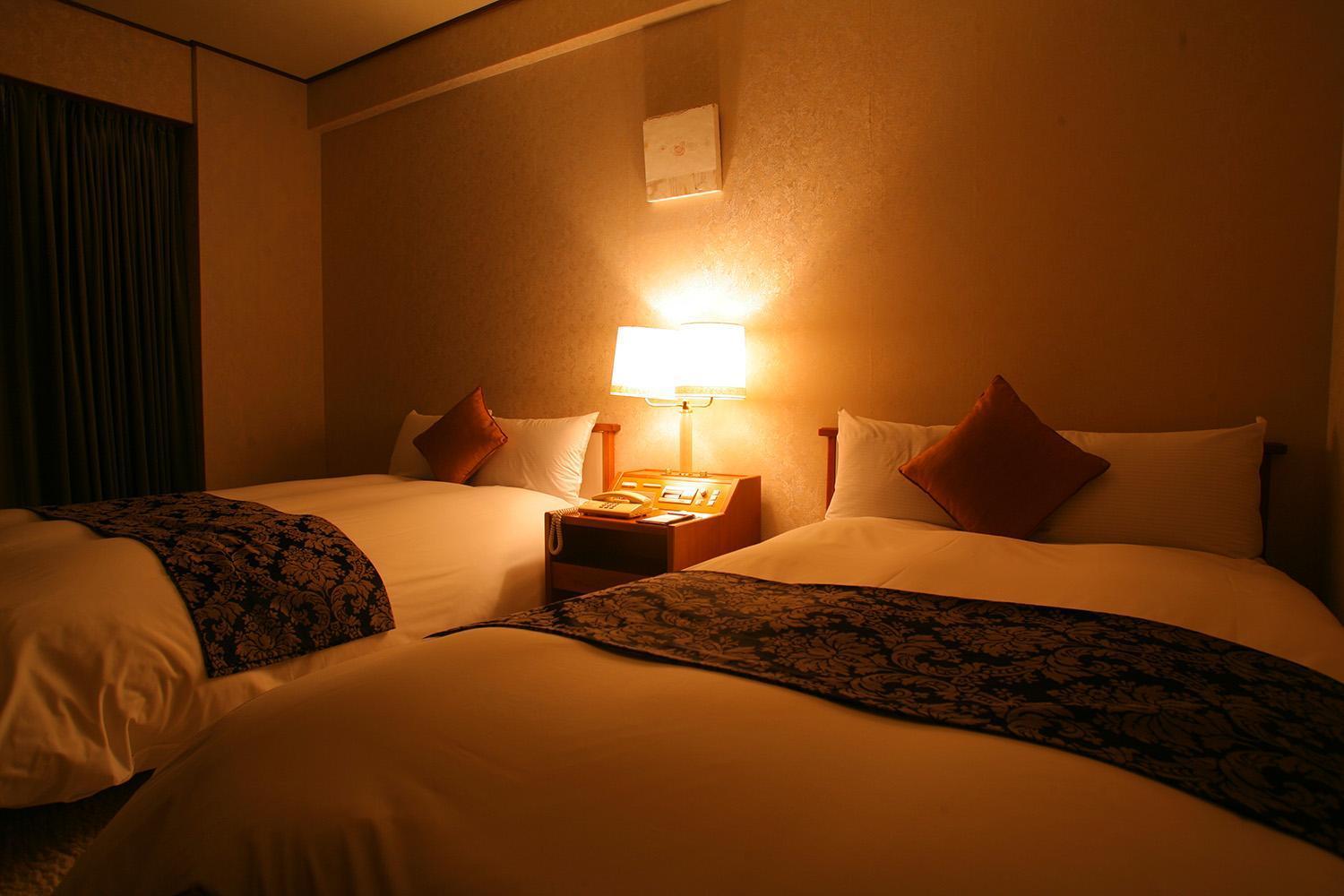 Hotel Plaza Awajishima à Minamiawaji Chambre photo