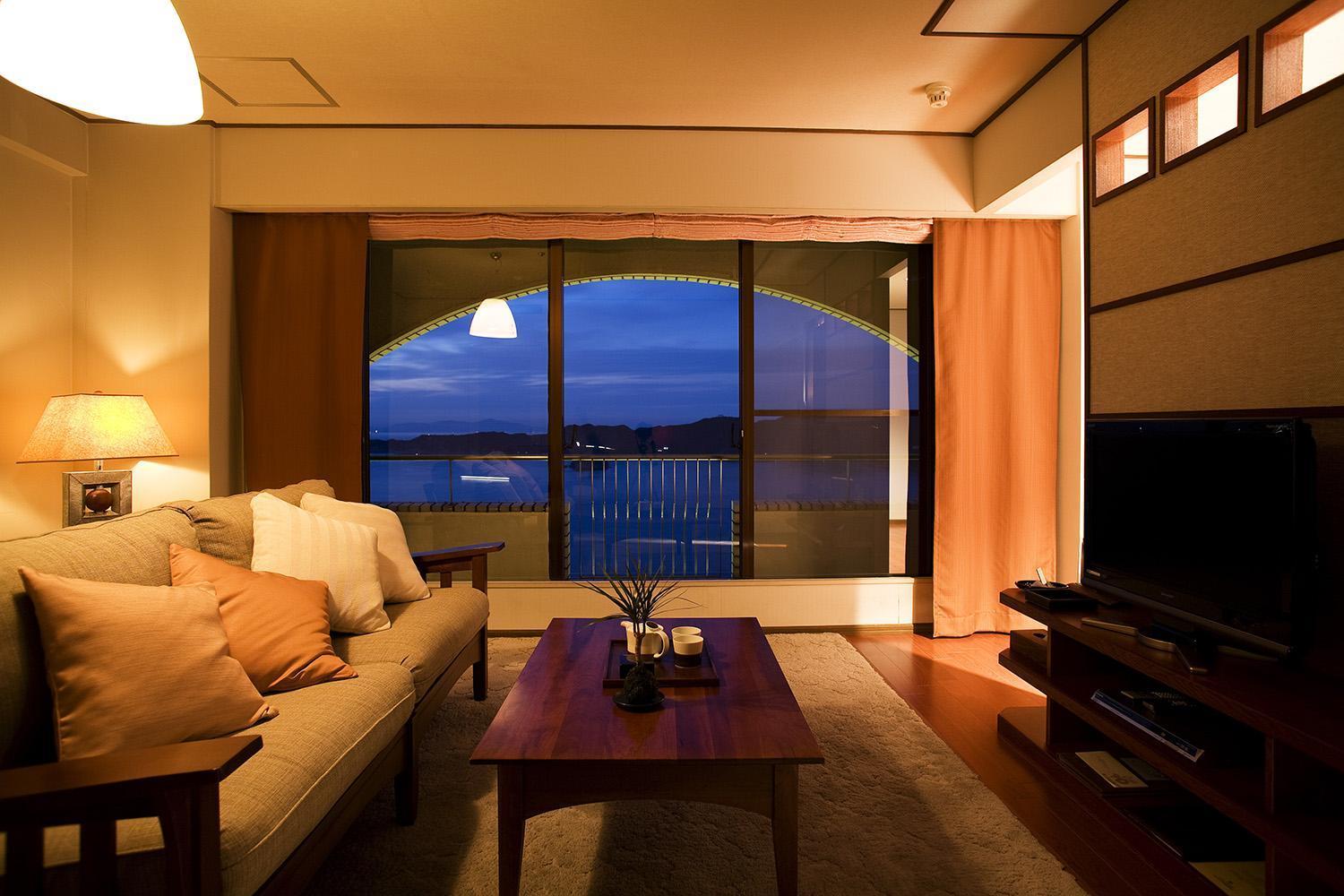 Hotel Plaza Awajishima à Minamiawaji Chambre photo