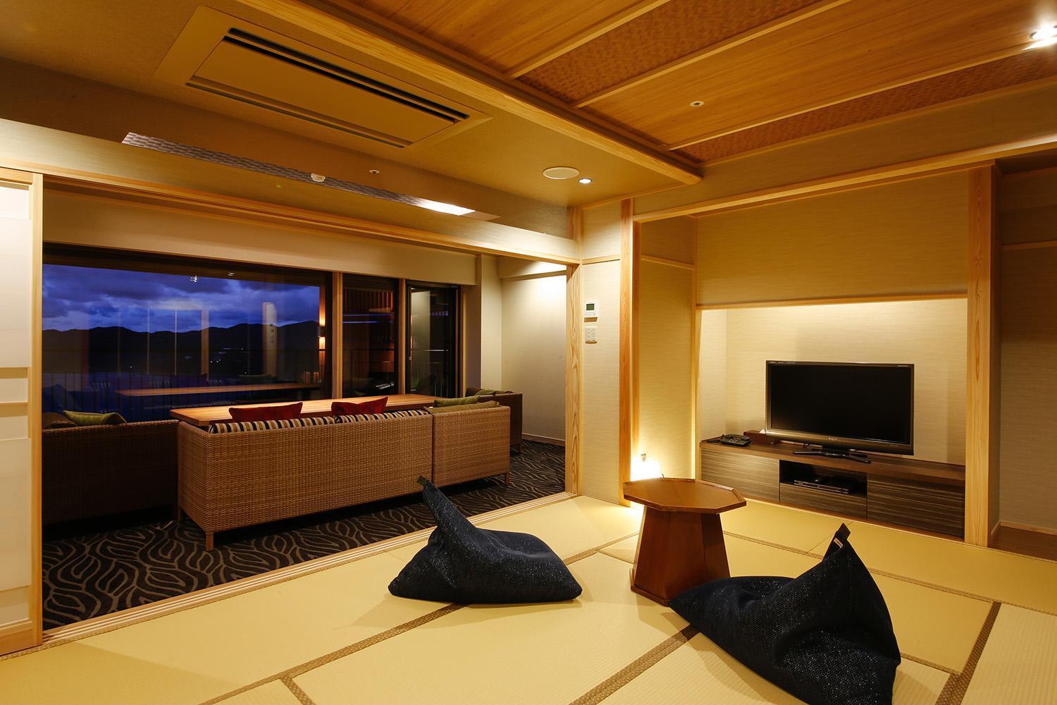 Hotel Plaza Awajishima à Minamiawaji Chambre photo